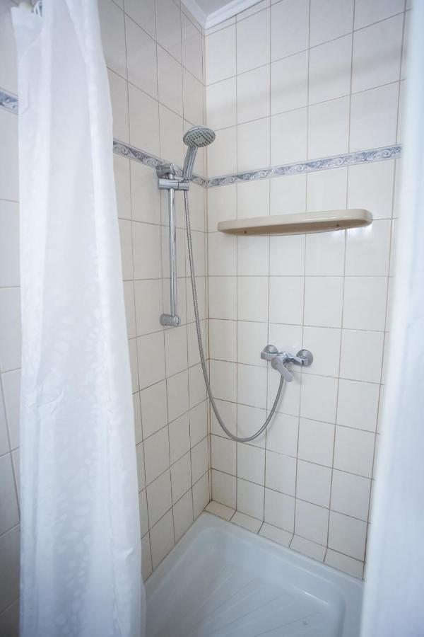 Hellenyi Apartmanok Harkany Luaran gambar